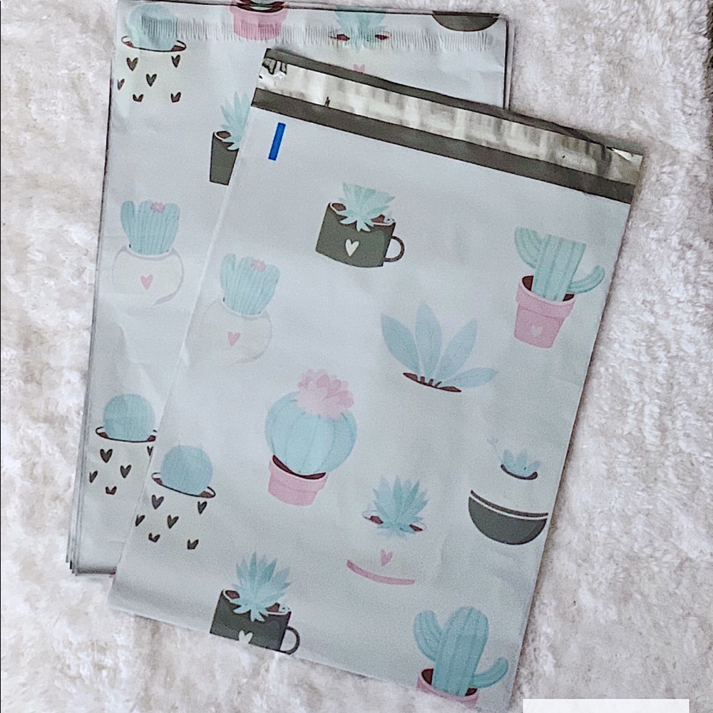 Poly Mailers • Succulents • 10” X 13”